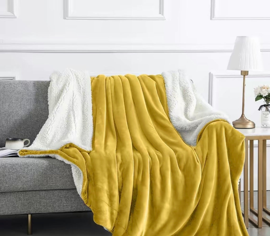 Ultra-Soft Queen Sherpa Fleece Blanket – Plush Dual-Layer Cozy Comfort