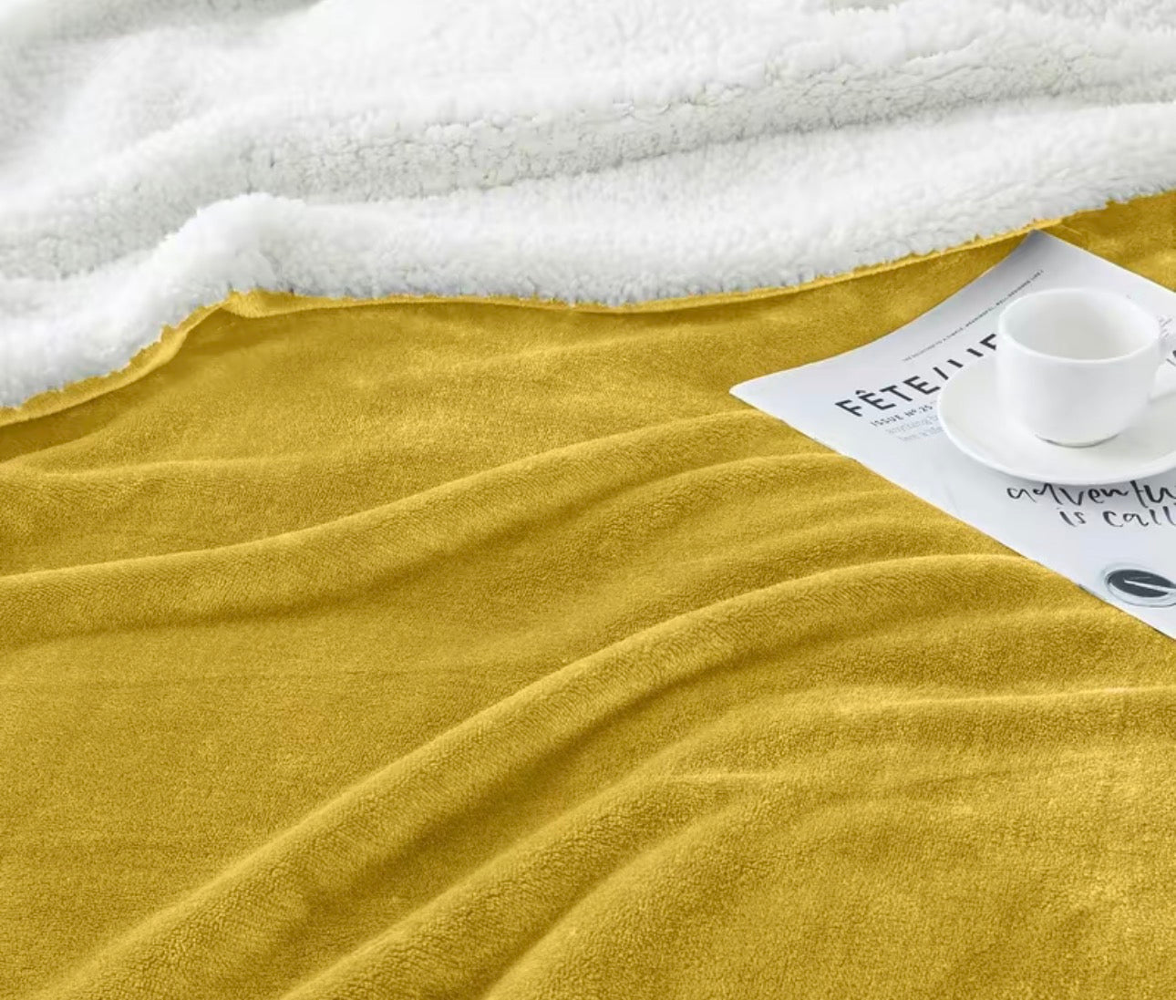 Ultra-Soft Queen Sherpa Fleece Blanket – Plush Dual-Layer Cozy Comfort