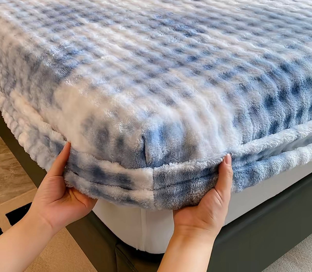 Tie-Dye Bubble Milk Velvet Bedding Set | Ultra-Soft Faux Rabbit Fur Fitted Sheet & Bed Skirt